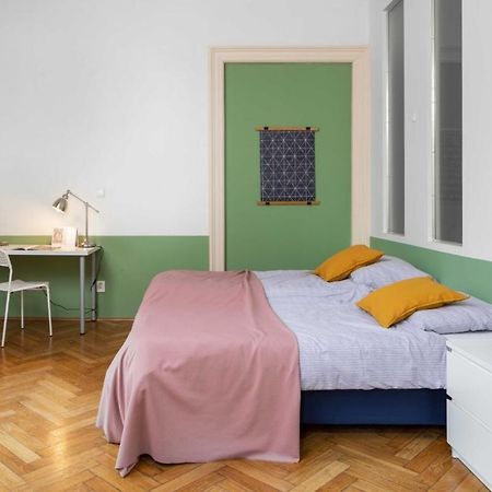 Letna Apartments Prague Luaran gambar