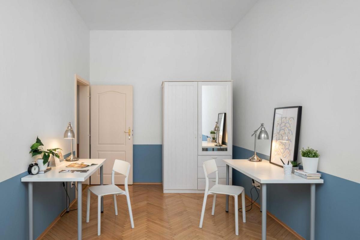 Letna Apartments Prague Luaran gambar