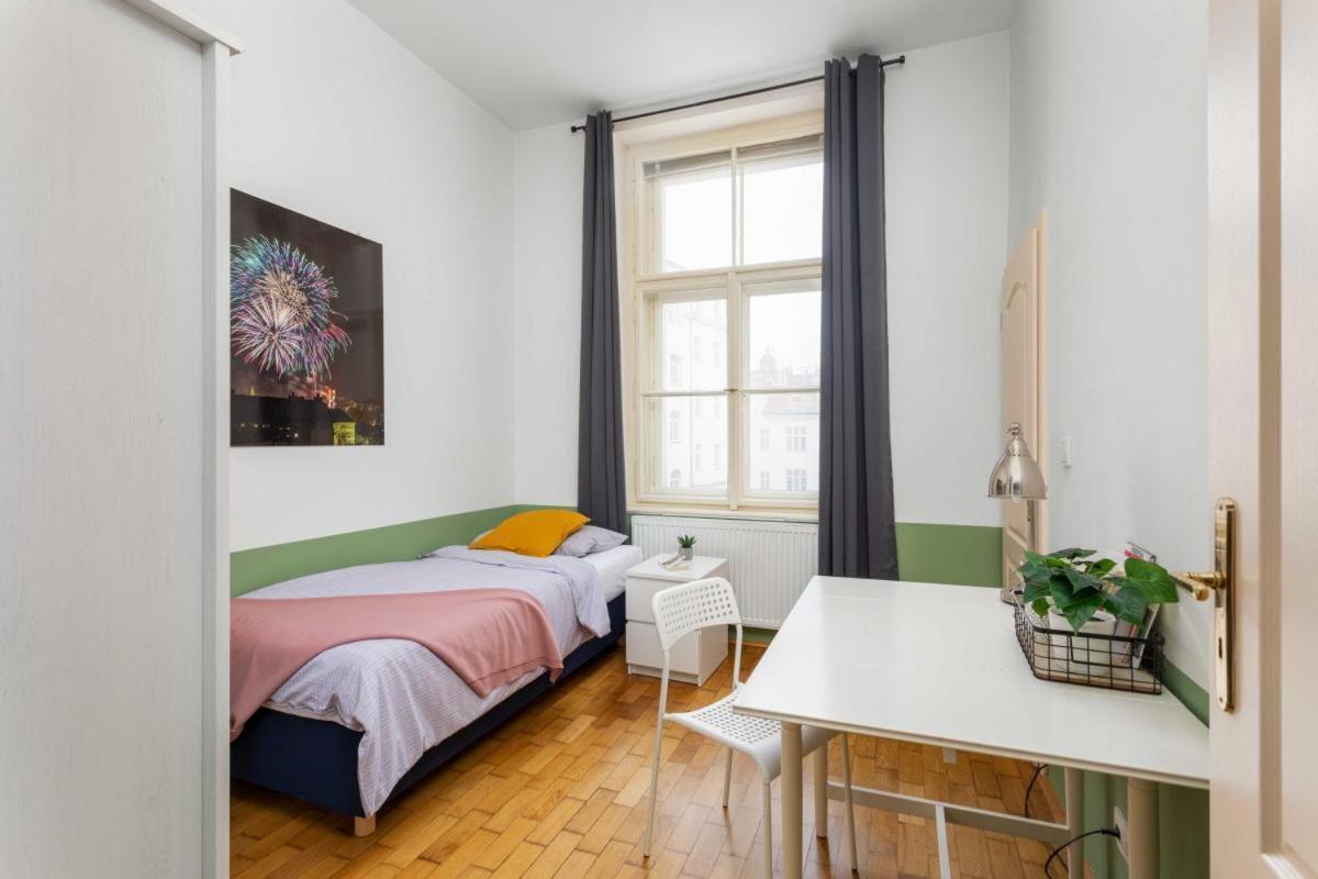 Letna Apartments Prague Luaran gambar