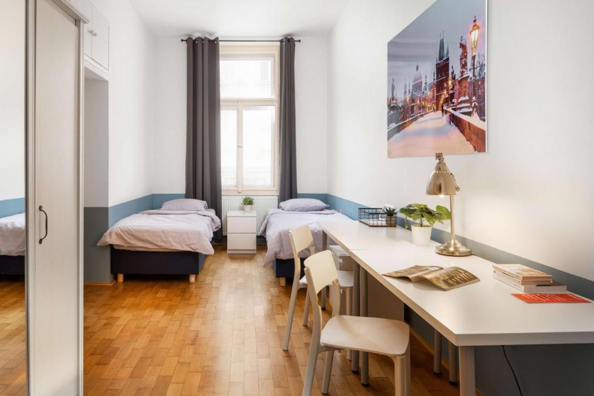 Letna Apartments Prague Luaran gambar